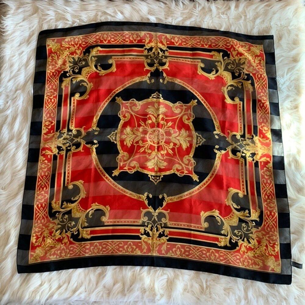Nordstrom Vintage Baroque Scarf Red Black Gold Medallion Made in Italy 34x34